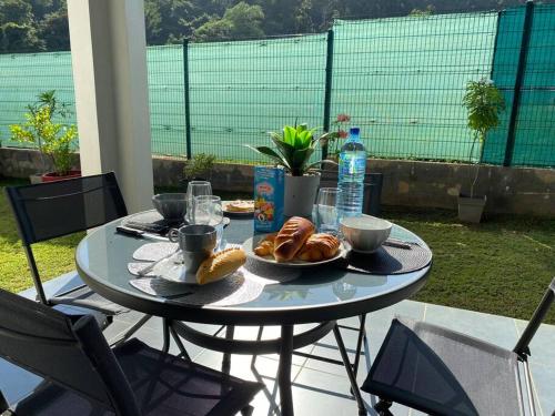 Comoditats, Villa Ébène (Villa Ebene) in Remire-Montjoly