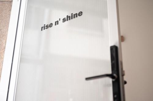 Rise N Shine 沐光冉冉 - 依人數開放房間