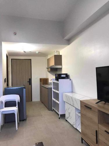 BE Residences Luxury Studio Apartments, AC, Pool, Gym BE Residences Luxury Studio Apartments, AC, Pool, Gym