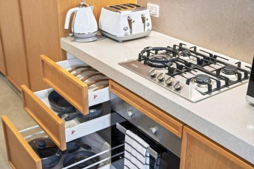 Morden Urban 2Bed in Waterloo in Waterloo