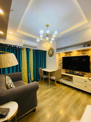 Torre de Manila 1BR near Monastery of Saint Agustin