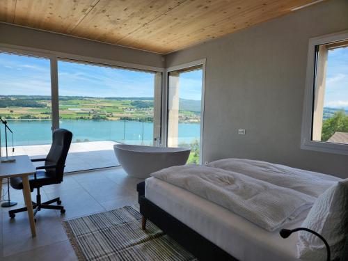 景觀, Lakeview Guest Rooms with huge rooftop terrace in 拜恩維爾岩斯