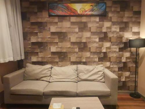 Executive Suite image 7