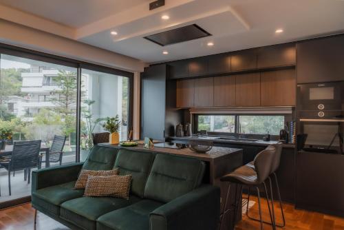 Emerald Stone Apartment Varkiza · Vari