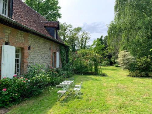Зовнішній вигляд готелю, Jolie maison normande ancienne in Кревкер-ан-Ож