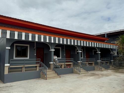 Busby Resort in Ta Phraya