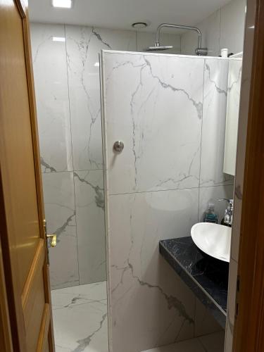 Chambre a louer a Chelles 20 minutes de Paris ou Disneyland RER E in เชล