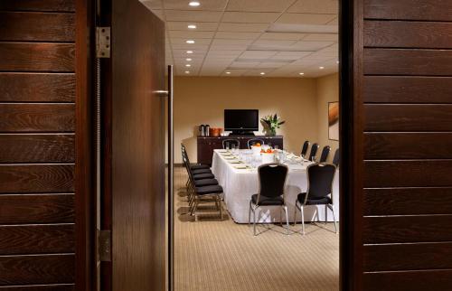 Meeting room / ballrooms, Cambridge Suites Hotel Halifax in Halifax (NS)