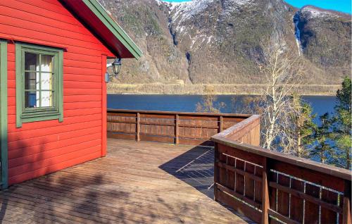 . Stunning Home In Lauvstad With House Sea View