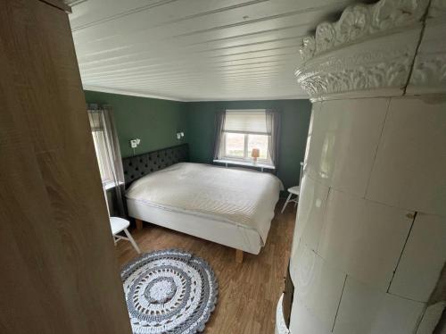 Seaside house in a old farm near Falkenberg, 500m to beach in Knolaberget