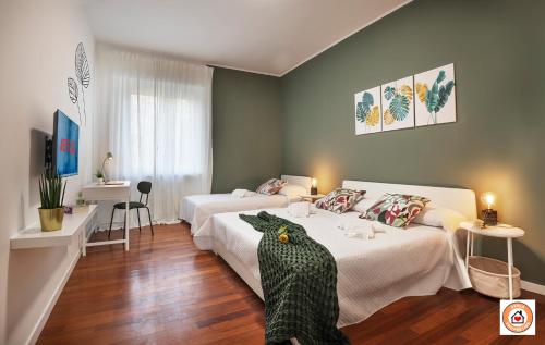 Fiore Milanese - San Siro, Fiera & City Life - RINNOVAMENTO FACCIATA PALAZZO IN CORSO, Milán