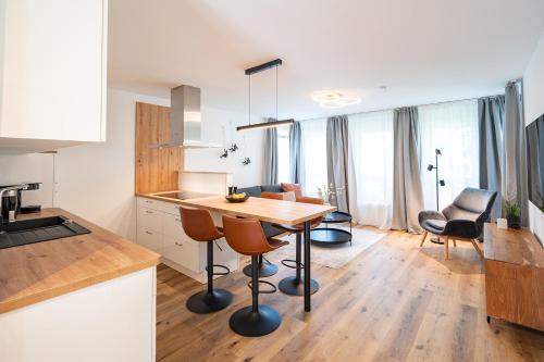 Neues 2 Schlafzimmer Apartment mit RooftopTerrace Neues 2 Schlafzimmer Apartment mit RooftopTerrace