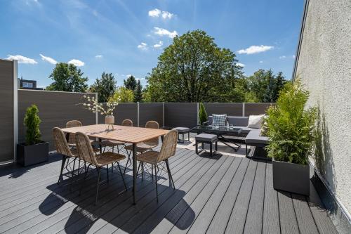 Neues 2 Schlafzimmer Apartment mit RooftopTerrace, Drážďany (fotografie 10)
