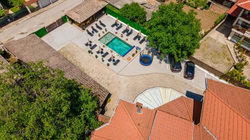 Grami Hotel - image 12