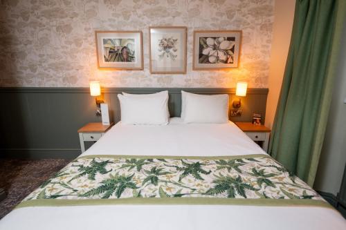 . The White Hart Inn by Greene King Inns