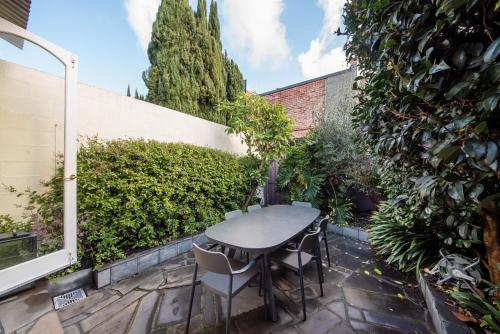 Hazel - the perfect escape in Hawksburn