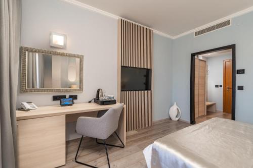 Berkeley Hotel & Day Spa - image 5
