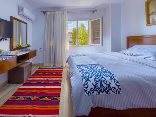 Royal Crown Hotel Giza Pyramids View - image 13