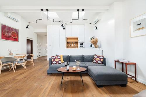 Penthouse - Heart of Cracow - Balcony - AC, Kraków