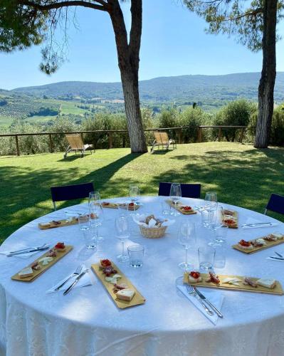 Fattoria Abbazia Monte Oliveto - main image