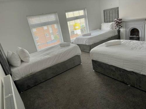 Duplex in Central Liverpool Apartment, Liverpool (photo 5)