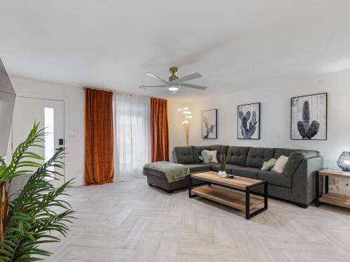 Cactus On Palm 4br W Private Pool near คาสิโน อริโซนา-แม็คเคลลิพ