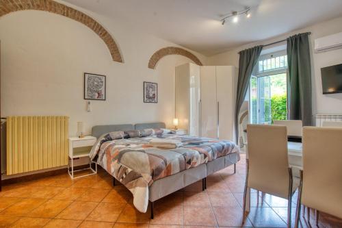 DiegHouse - Monolocale con cortile in corte lombarda vicino al Centro, Monza (photo 2)