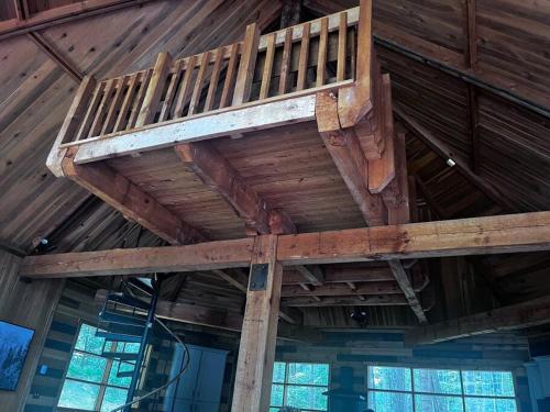 Private Pool & Hot Tub at Chalet by Hidden Valley in Somerset, USA