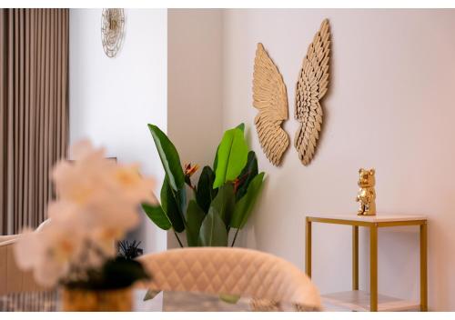 FAM Living - Act One Downtown - image 11