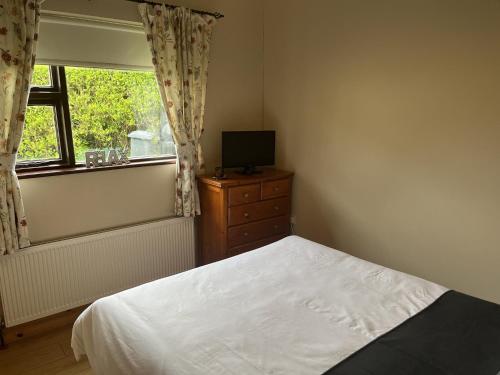 Spiddal Cottage - image 7