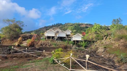 Surrounding environment, Glamp Of Dreams near Pawna Lake