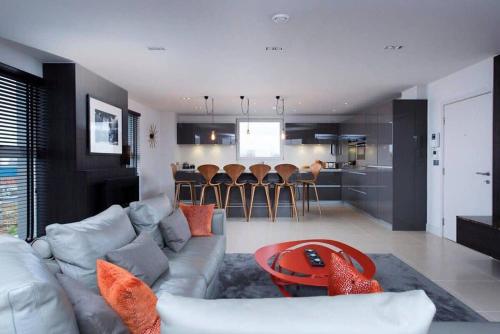 Penthouse Apartment in the Heart of London, Londra