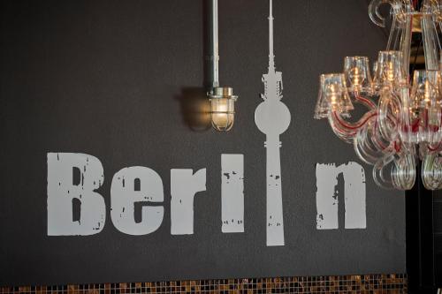 ONE80° Hostels Berlin - main image