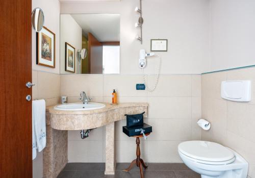 581637846 Boutique Hotel Villa Sostaga
