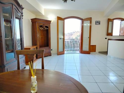 Skats, Holiday House Casablanca in Savoca