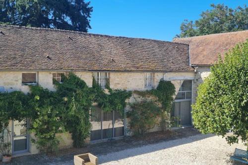 Belle maison, 2 chambres dans corps de ferme - logement Raphaël (Belle maison, 2 chambres dans corps de ferme - logement Raphael) in อูรี