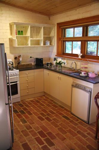 Pear Tree Hollow in Torrens Vale