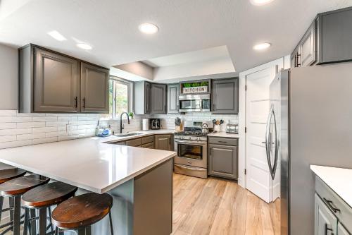 Huntsville Retreat about 4 Mi to Reservoir! in Huntsville (UT)