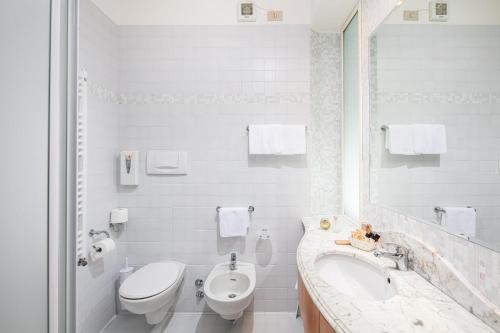 Park Hotel - image 6