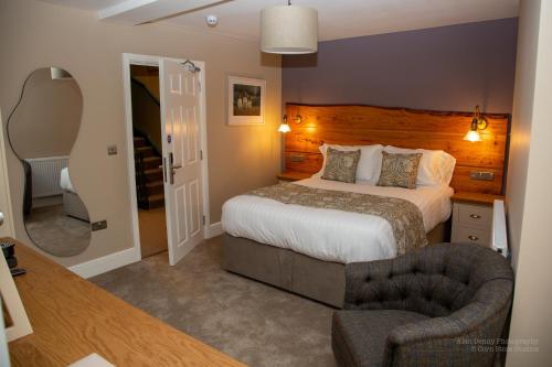1 queen bed
