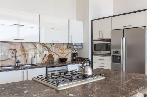 3BR Downtown Condo with Amazing Views in Cabo San Lucas, Mexico