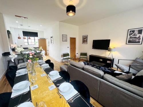 Twilight House -Wyndale Living- B'ham JQ Townhouse, Birmingham (photo 10)