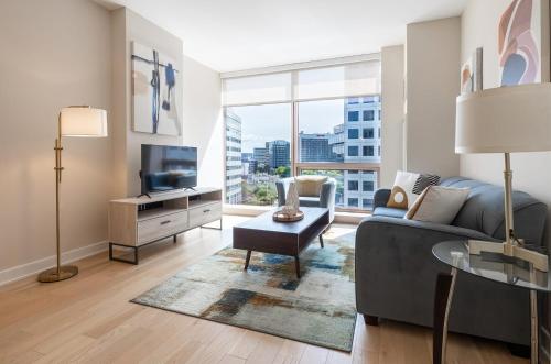 Luxury Apt Near Downtown - AS-7F Luxury Apt Near Downtown - AS-7F