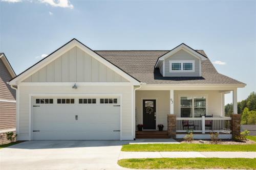Cypress Run House in Hendersonville, USA