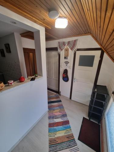 2 bedrooms, 3 beds