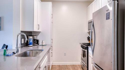 Luxury Modern Apt with Patio - ALH-12249 in Lexington, USA