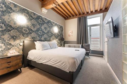 Superior Triple Room image 10