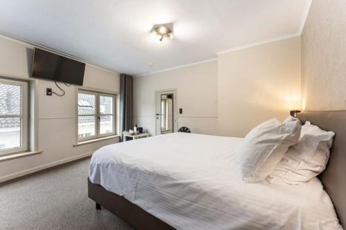 Superior King Room room in Hotel Karel de Stoute