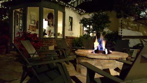 The Vagabond's House Boutique Inn - 편의 시설/서비스