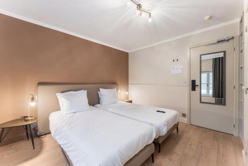 Budget Double Room image 4